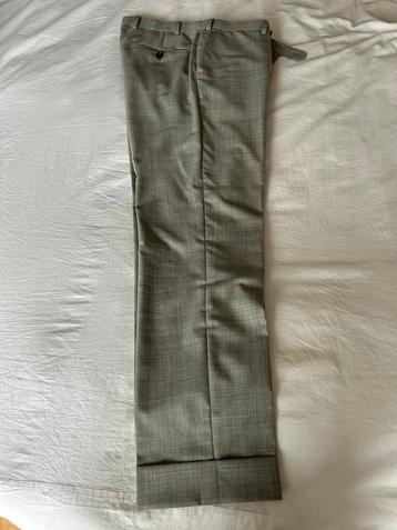 Lichtgrijze SuitSupply pantalon met omslag maat 46 beschikbaar voor biedingen