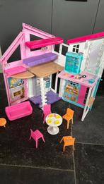 Barbiehuis Malibu barbieauto en camper, Kinderen en Baby's, Speelgoed | Poppenhuizen, Ophalen of Verzenden, Zo goed als nieuw