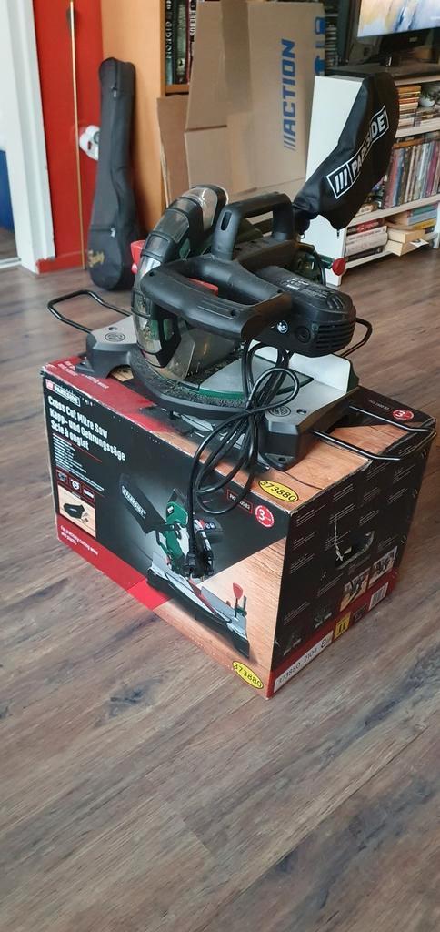 Parkside kap- en verstekzaag + extra zaagblad, Doe-het-zelf en Verbouw, Gereedschap | Zaagmachines, Zo goed als nieuw, Afkortzaag