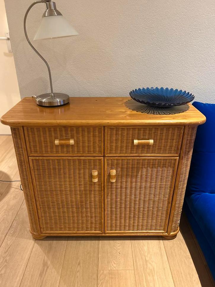 Prachtige ladekast uit de jaren 80 met rotan, hout en bamboe, Huis en Inrichting, Kasten | Dressoirs, Gebruikt, 50 tot 100 cm