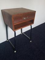 Antieke / retro bijzet tafeltje, Ophalen, Gebruikt, Hout