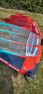 Gunsails zeilen 9.6 .7.1  enz neilpryde carbon gieken, Watersport en Boten, Windsurfen, Ophalen of Verzenden, Zo goed als nieuw