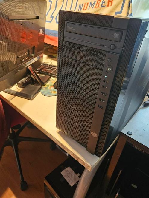 Mooie pc Intel core i5 16GB Ram 240GB SSD Windows 11 64bit P, Computers en Software, Computerbehuizingen, Zo goed als nieuw, Ophalen of Verzenden