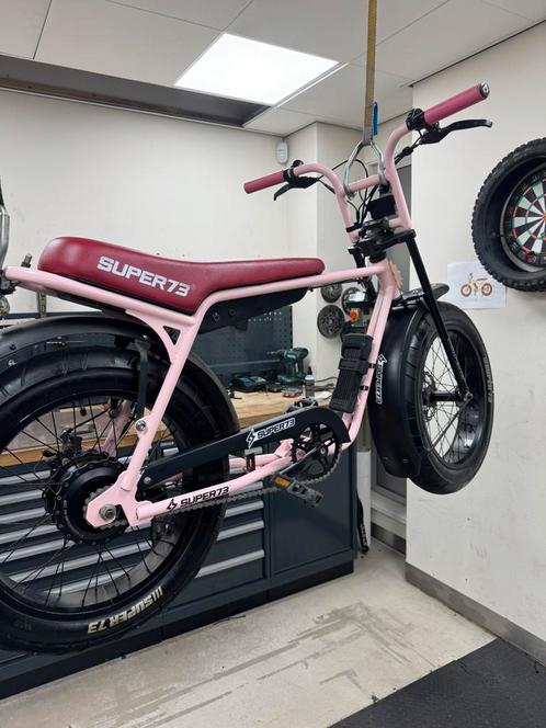 Super 73 zg pink new, Fietsen en Brommers, Fietsen | Mountainbikes en ATB, Zo goed als nieuw, Overige merken, Fully, Ophalen