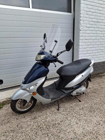 Peugeot v-clic opknapper beschikbaar voor biedingen