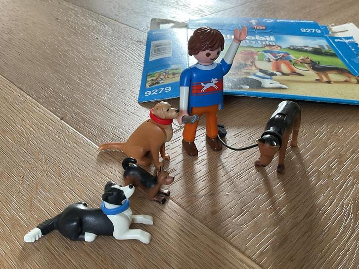 Playmobil Hondenuitlater (9279), Kinderen en Baby's, Speelgoed | Playmobil, Zo goed als nieuw, Complete set, Ophalen of Verzenden