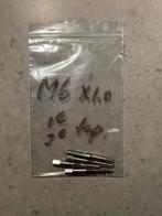 Diverse tappen metrisch en Engels, Doe-het-zelf en Verbouw, Gereedschap | Handgereedschap, Ophalen of Verzenden, Zo goed als nieuw