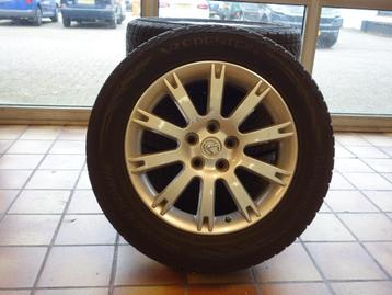 Winterset Lexus 400 H, 300 H , Nx  2003 tot 2009 Vredestein beschikbaar voor biedingen