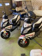 2x AGM 2-takt scooters uit 2011 - Mooie set!, Ophalen of Verzenden, Gebruikt, Overige typen, Overige merken