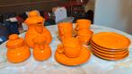 Vintage oranje porseleinen servies, geen beschadigingen, Antiek en Kunst, Ophalen