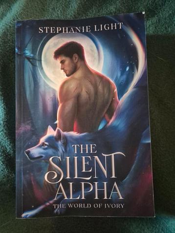 The Silent Alpha. Stephanie Light. The world of ivory beschikbaar voor biedingen