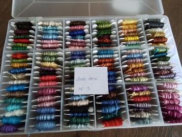 doos met dmc bobbins nr 3   beschikbaar voor biedingen