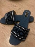 Gucci sandalen, Ophalen of Verzenden, Zo goed als nieuw, Sandalen of Muiltjes