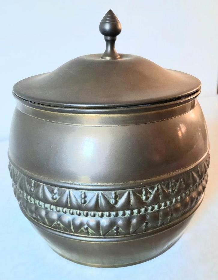 Antieke koperen tabakspot, Verzamelen, Rookartikelen, Aanstekers en Luciferdoosjes, Gebruikt, Tabaksdoos of Verpakking, Ophalen of Verzenden