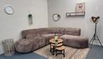 GRATIS LEVERING Hoekbank taupe 260x260 || Showroommodel, Ophalen, 250 tot 300 cm, ., Hoekbank