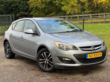 Opel Astra 1.4 Edition /Airco/Cruise/ beschikbaar voor biedingen