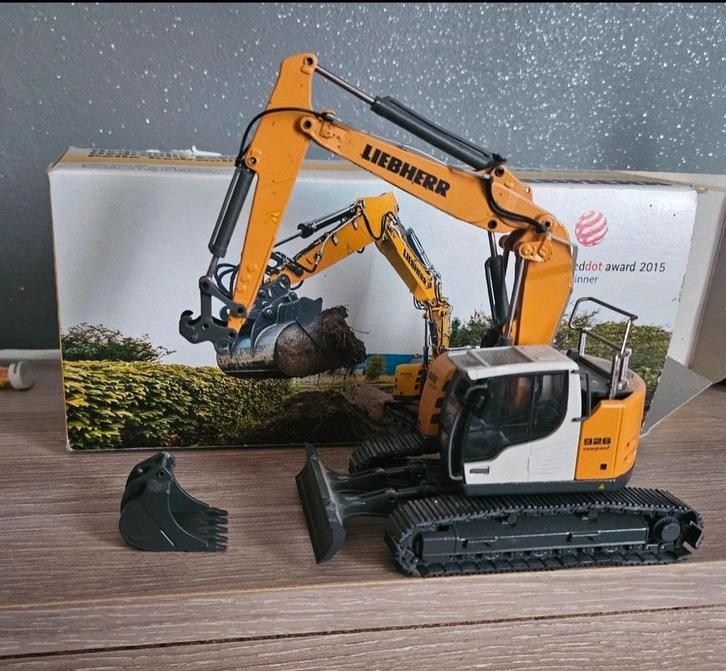 Liebherr R926 Rupskraan 1:50 Conrad, Hobby en Vrije tijd, Modelauto's | 1:50, Overige typen, Overige merken, Ophalen of Verzenden