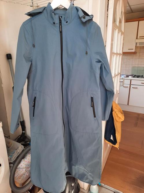 Ilse Jacobsen lange softshell regenjas maat 40 zgan, Kleding | Dames, Jassen | Zomer, Zo goed als nieuw, Maat 38/40 (M), Blauw
