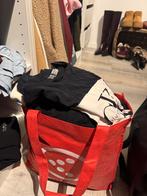 Tas met herenkleding: polo's en shirts lange mouw, Ophalen, Gedragen