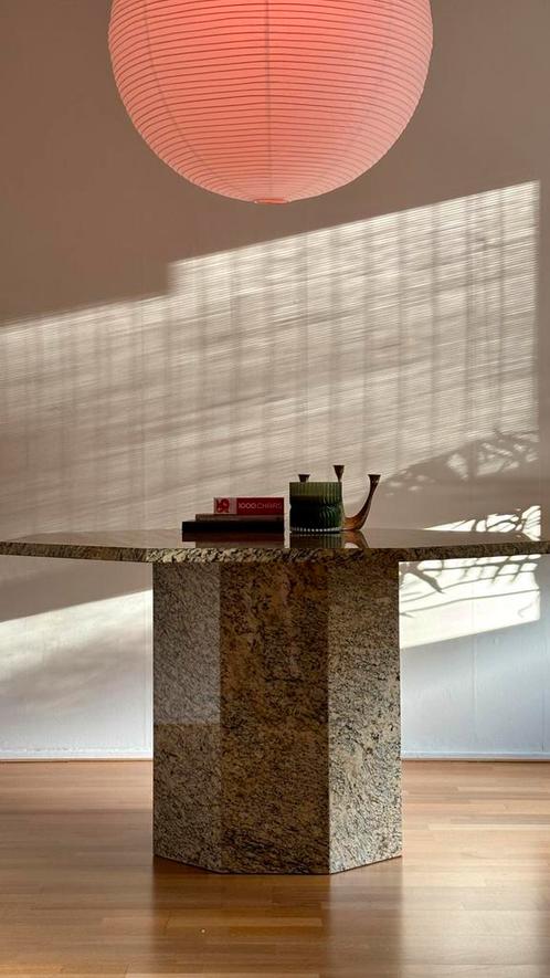 Vintage Marmeren eettafel | Italiaans design ’70, Huis en Inrichting, Tafels | Eettafels, Gebruikt, 50 tot 100 cm, 100 tot 150 cm