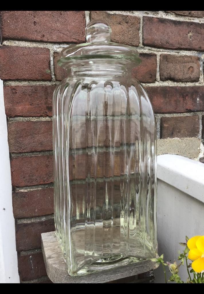Enorme glazen stopfles / snoeppot v persglas ong 15 cm hoog., Huis en Inrichting, Woonaccessoires | Overige, Zo goed als nieuw