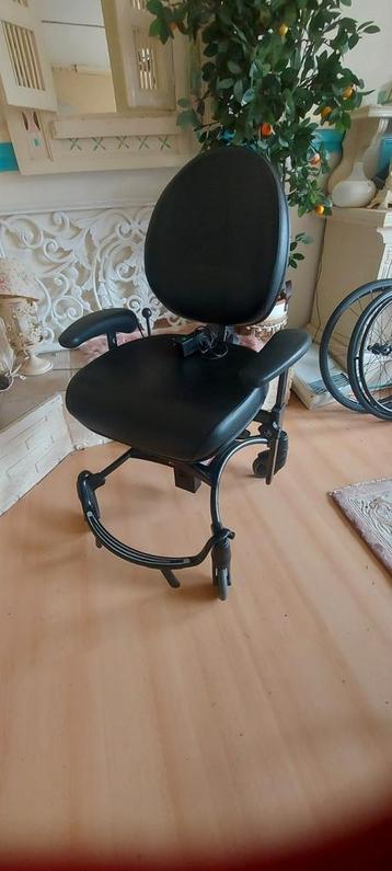 Vela tango  elektriche trippelstoel electriche trippel stoel beschikbaar voor biedingen