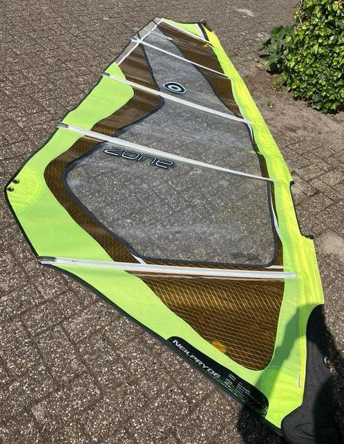 Neil Pryde Zone 4.1 m2, Watersport en Boten, Windsurfen, Gebruikt, Zeil, Met draagtas, Minder dan 5 m², Ophalen