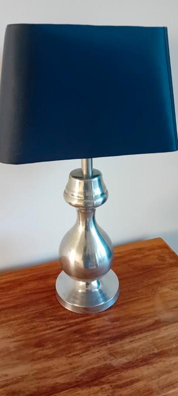 Mooie staande lampen (2 stuks) beschikbaar voor biedingen