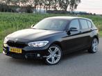 BMW 1-serie 118i Executive AUT Full LED / ECC / CAMERA / PDC, 65 €/maand, Zwart, Bedrijf, 650 kg