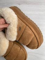 UGG Tazzlita Camel maat 40, UGG, Bruin, Ophalen of Verzenden, Zo goed als nieuw