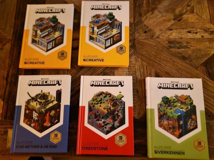 5 minecraft boeken Nederlands, Boeken, Overige Boeken, Zo goed als nieuw, Ophalen of Verzenden