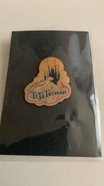 Efteling pin musical ti ta tovenaar, Verzamelen, Ophalen of Verzenden, Zo goed als nieuw, Button of Speldje