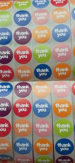 Nr.  10 :   90 stuks thank you stickers vrolijke kleuren., Ophalen of Verzenden, Nieuw, Meerdere stickers