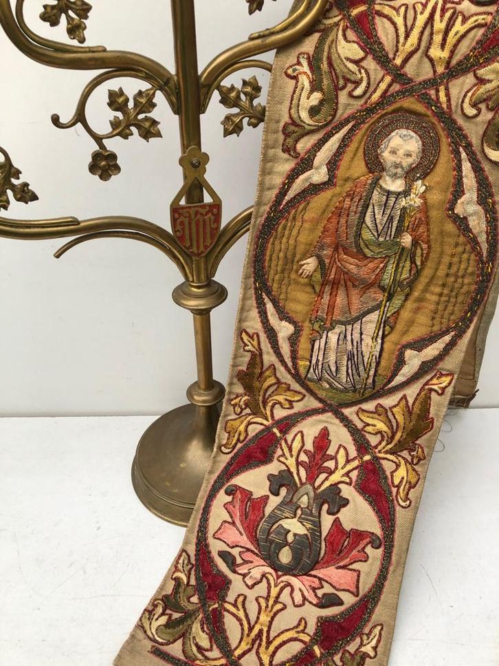 Antieke handgeborduurd  Religie kerk wandkleed, Antiek en Kunst, Antiek | Religie, Ophalen of Verzenden