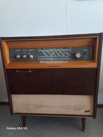 Vintage radio meubel, Antiek en Kunst, Antiek | Tv's en Audio, Ophalen