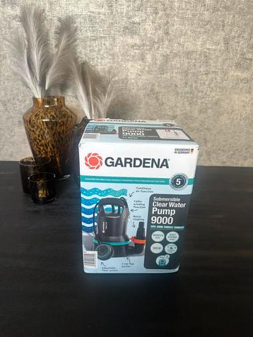 Gardena dompelpomp 9000 incl opzetstukken beschikbaar voor biedingen