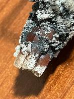 Topaas Mineraal, Verzamelen, Mineralen en Fossielen, Verzenden, Mineraal