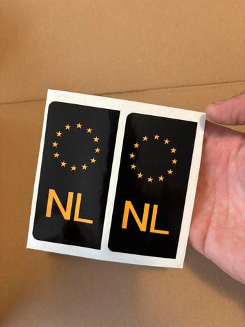 Kenteken sticker zwart beschikbaar voor biedingen