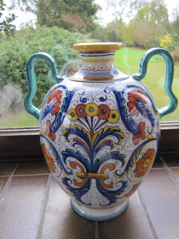 Prachtige grote Deruta ceramiche vaas - Ricco dekor -, Antiek en Kunst, Antiek | Vazen, Verzenden