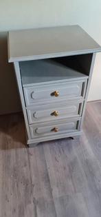 Grijs Nachtkastje / Bijzettafel met 3 Lades, Ophalen, Gebruikt, Minder dan 45 cm, 55 tot 70 cm