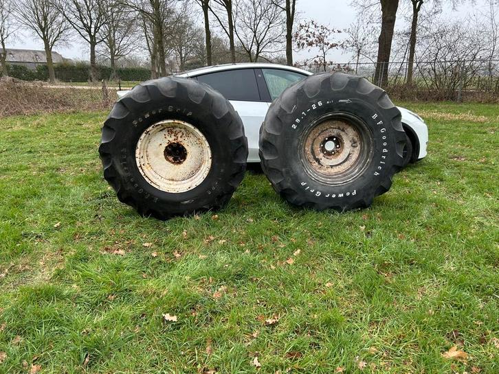 Tractorpulling banden met velg, Zakelijke goederen, Agrarisch | Onderdelen | Banden, Velgen en Assen, Ophalen
