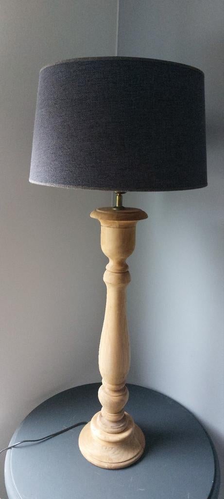 Mooie schemerlamp van by Mooss, Huis en Inrichting, Ophalen of Verzenden, Zo goed als nieuw, Hout, 50 tot 75 cm