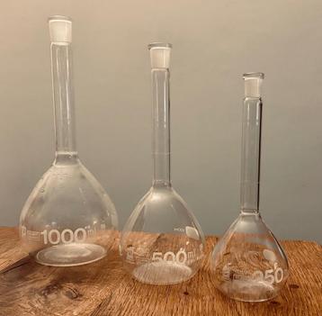  Set van 3 Vintage Erlenmeyers beschikbaar voor biedingen
