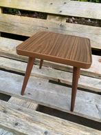 Vintage plantentafeltje bruin hout/fineer, Ophalen, Zo goed als nieuw, Hout