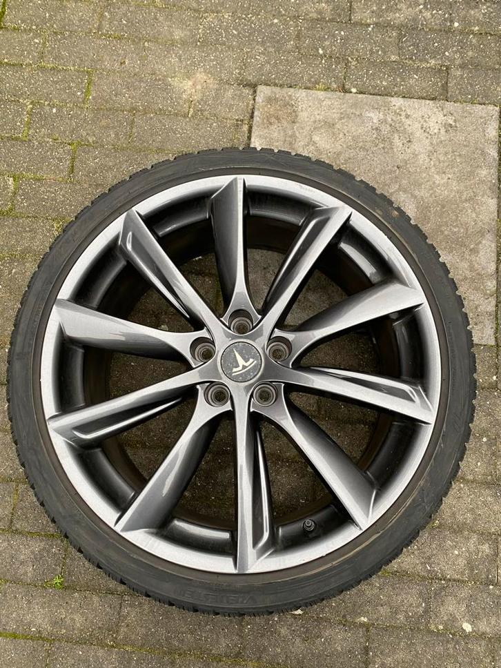 Tesla 20" Monaco GP6 antraciet velgen TPMS  en winterbanden, Auto-onderdelen, Banden en Velgen, Banden en Velgen, Winterbanden