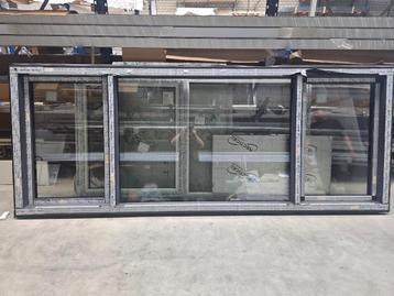 Kunststof Kozijn SCHÜCO met Triple glas (NIEUW) beschikbaar voor biedingen