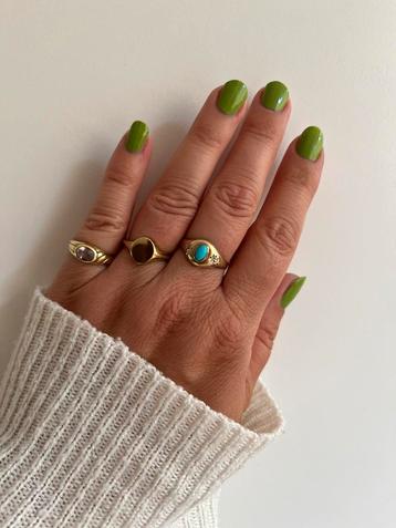 Vintage gouden ring met amethist steentje beschikbaar voor biedingen