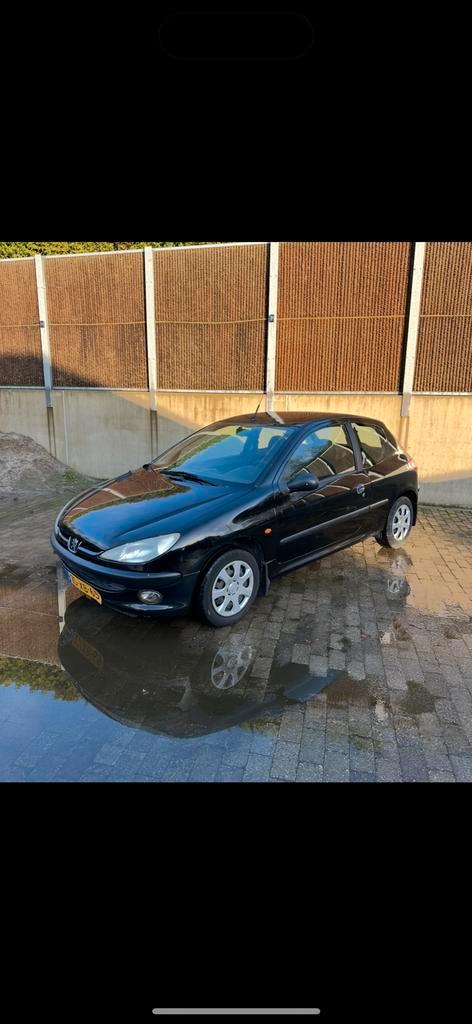 Peugeot 206 1.1 XN 3D 1999 Zwart, Auto's, Peugeot, Particulier, Benzine, Hatchback, Handgeschakeld, Origineel Nederlands, Zwart