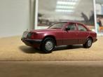 Herpa 1:87 Mercedes-Benz W124 Almandin rood, Ophalen of Verzenden, Zo goed als nieuw, Auto, Herpa