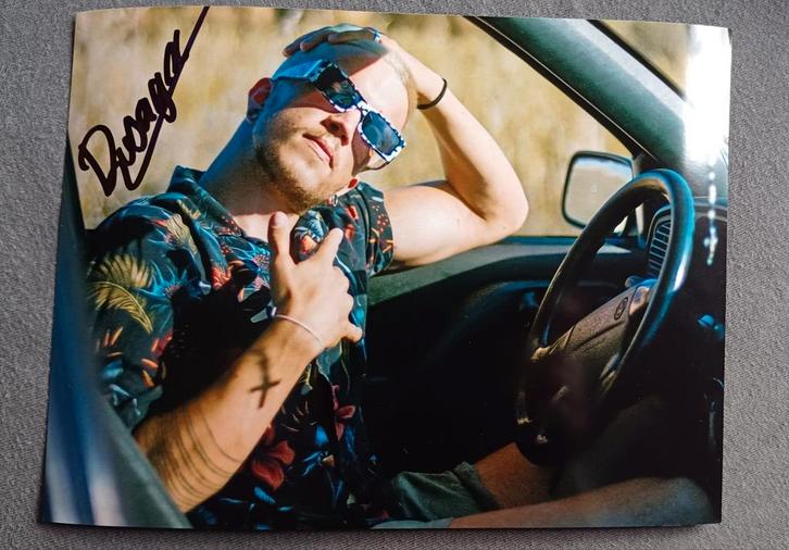 Baby lasagna handtekening gesigneerde foto 20x15cm, Verzamelen, Muziek, Artiesten en Beroemdheden, Zo goed als nieuw, Foto of Kaart